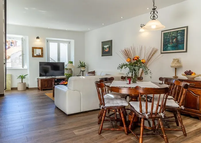 Villa Rose