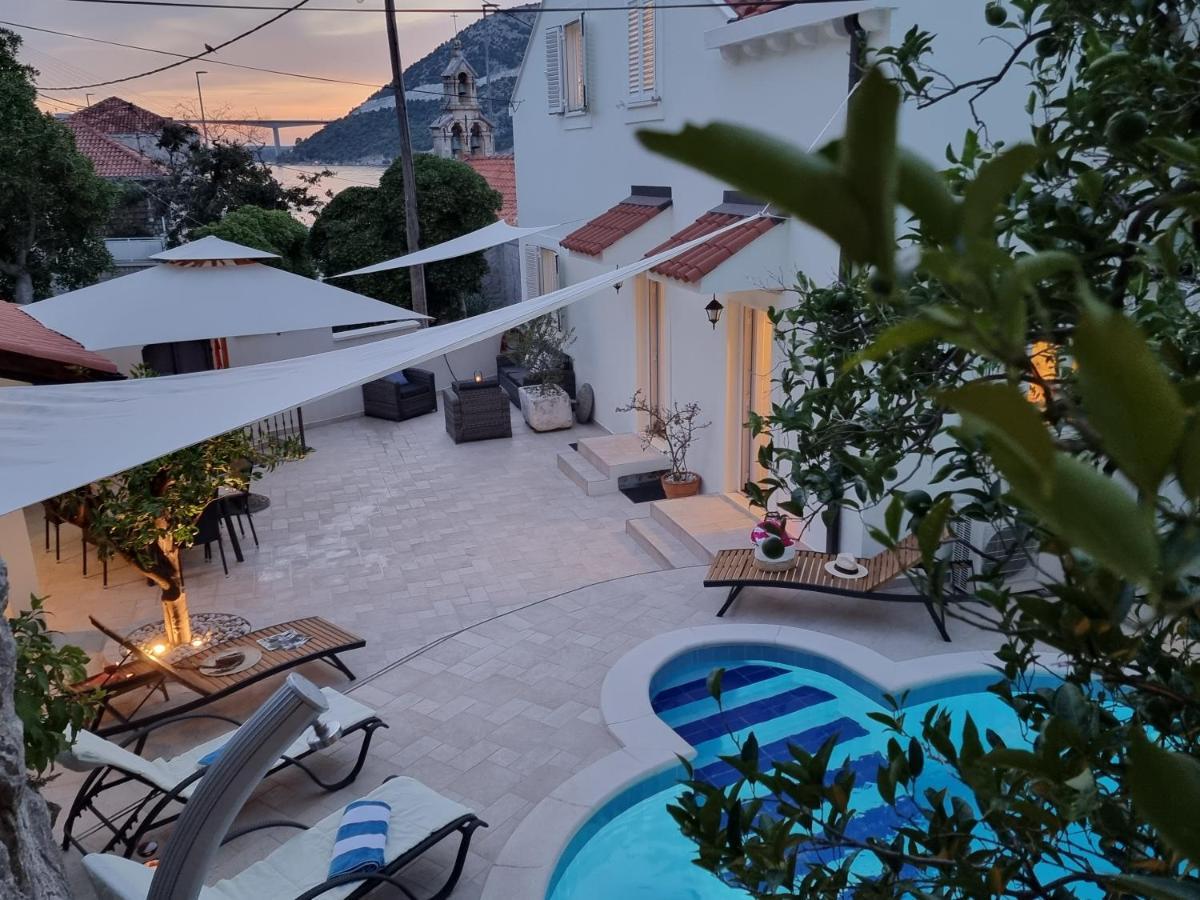 Villa Rose *