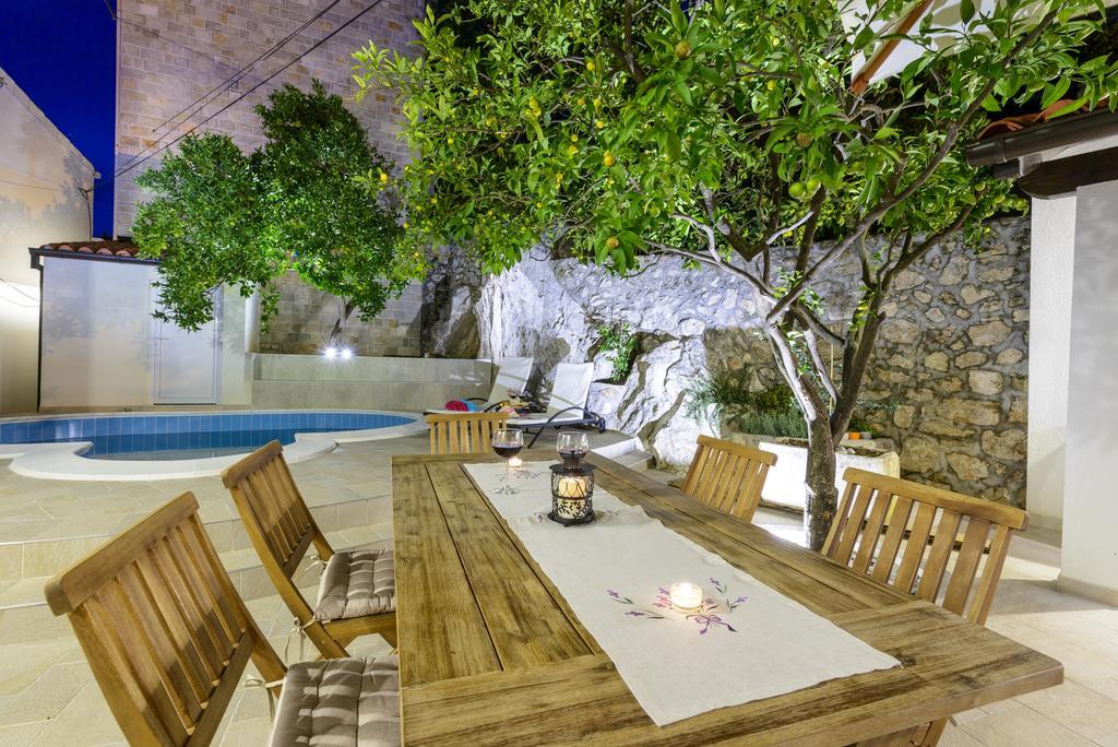 Villa Rose